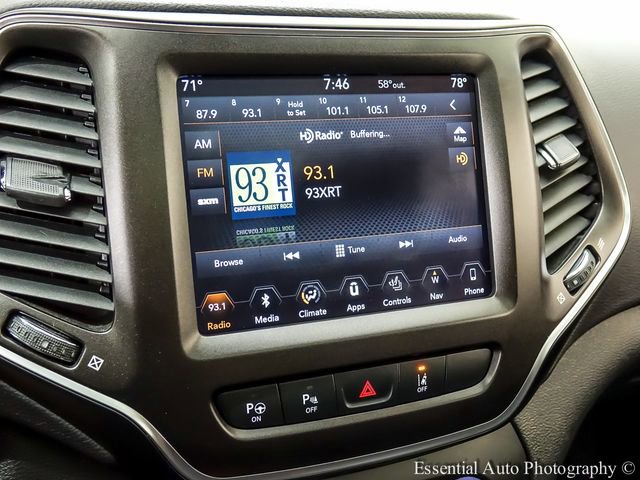 Used 2019 Jeep Cherokee Trailhawk image 13