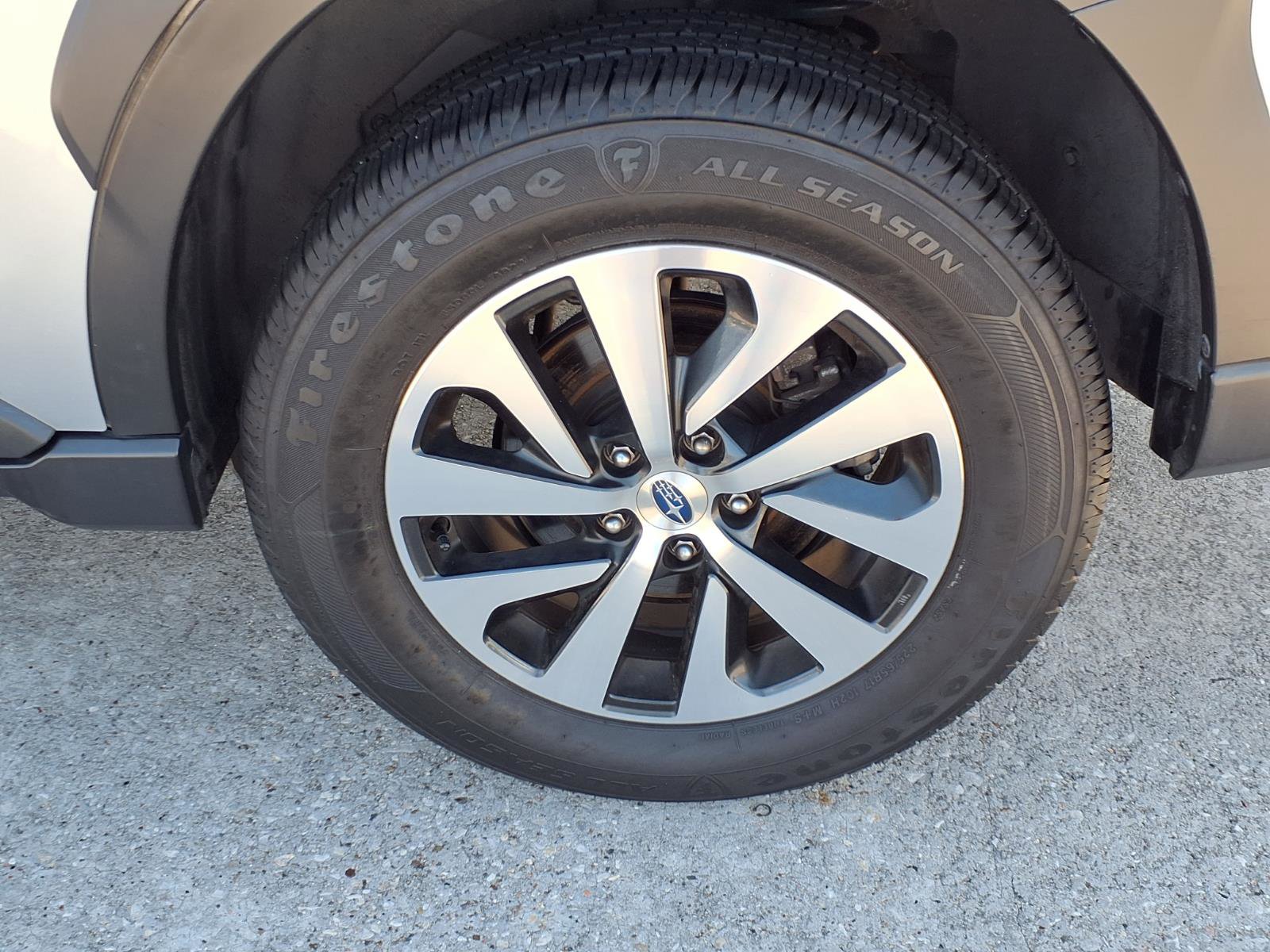 Used 2023 Subaru Outback Premium AWD/4WD image 25