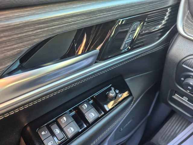 Used 2024 Jeep Wagoneer Series II w/ Flexible Seating Group RWD image 26