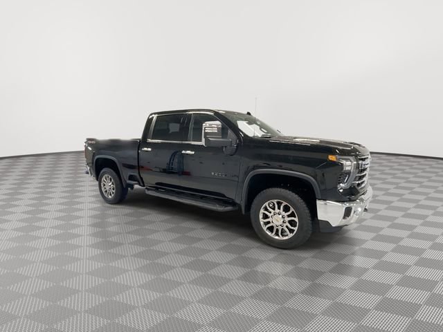 New 2026 Chevrolet Silverado 3500 LTZ w/ LTZ Convenience Package image 13