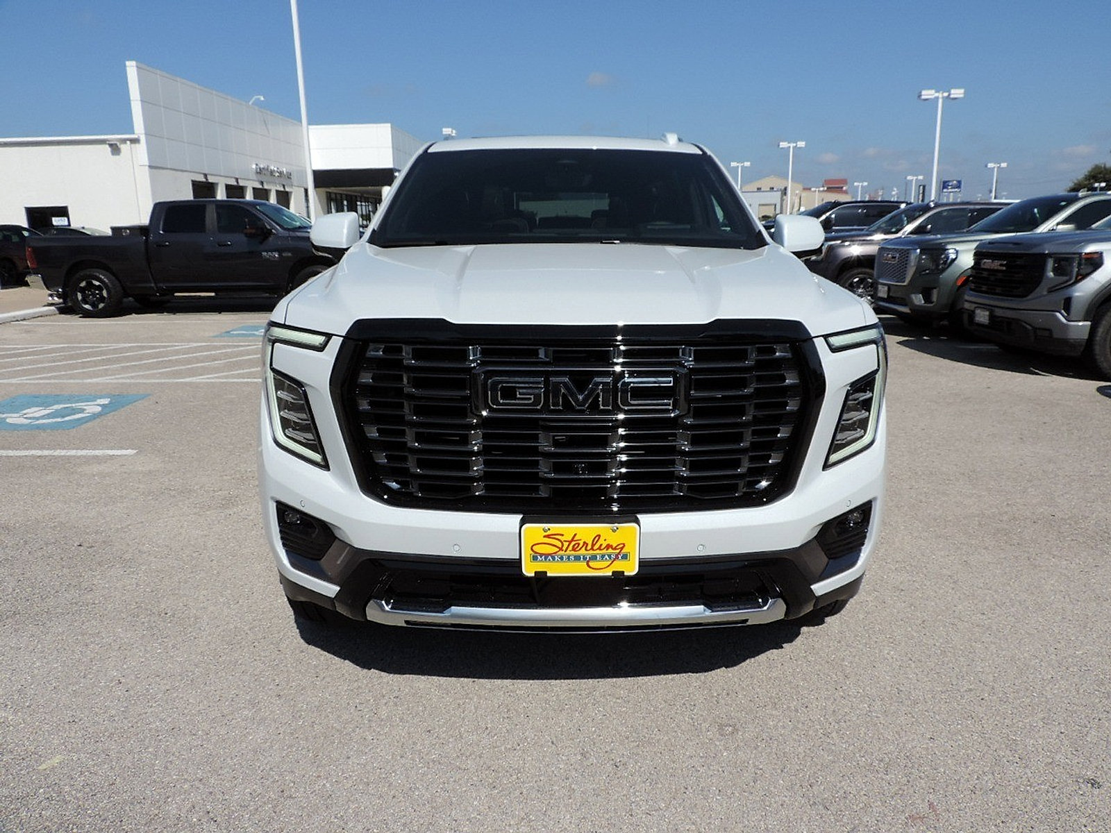 New 2026 GMC Yukon XL Denali Ultimate w/ LPO, Floor Liner Package AWD/4WD image 2