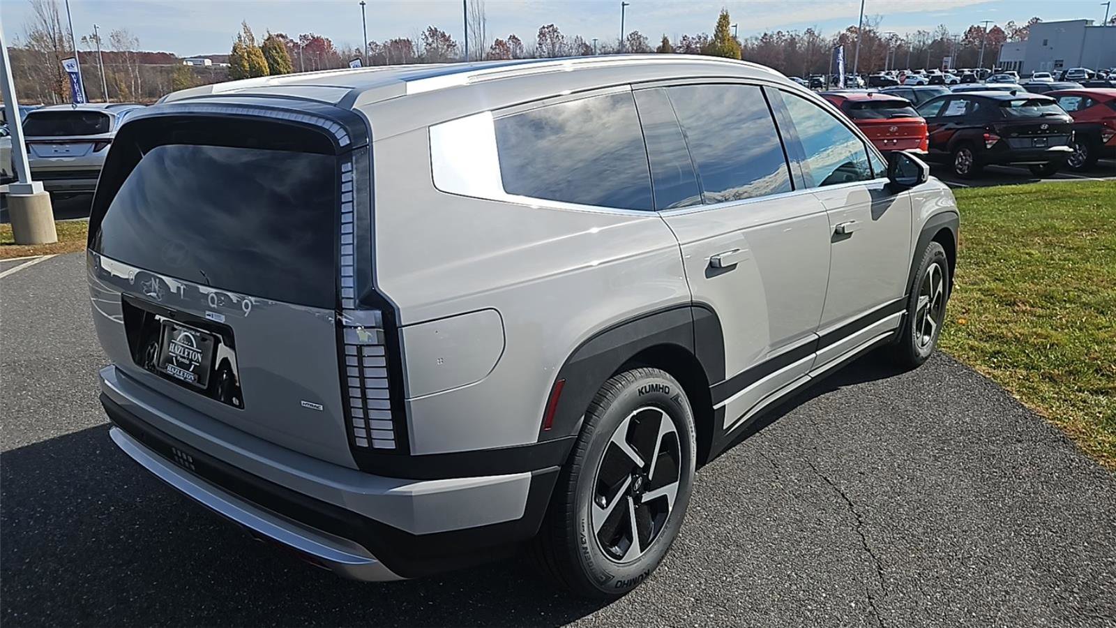 New 2026 Hyundai Ioniq 9 SE image 7