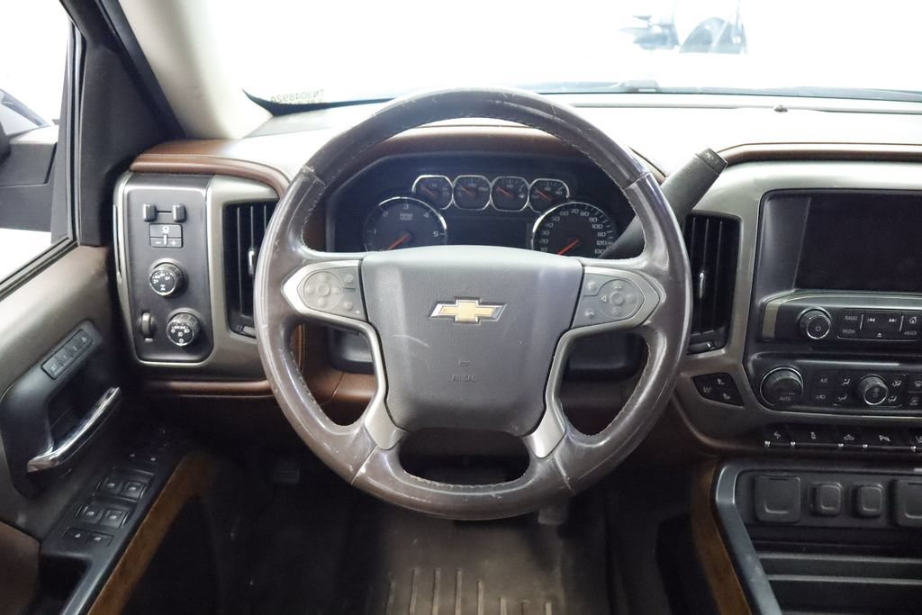 Used 2015 Chevrolet Silverado 1500 High Country w/ High Country Premium Package AWD/4WD image 20