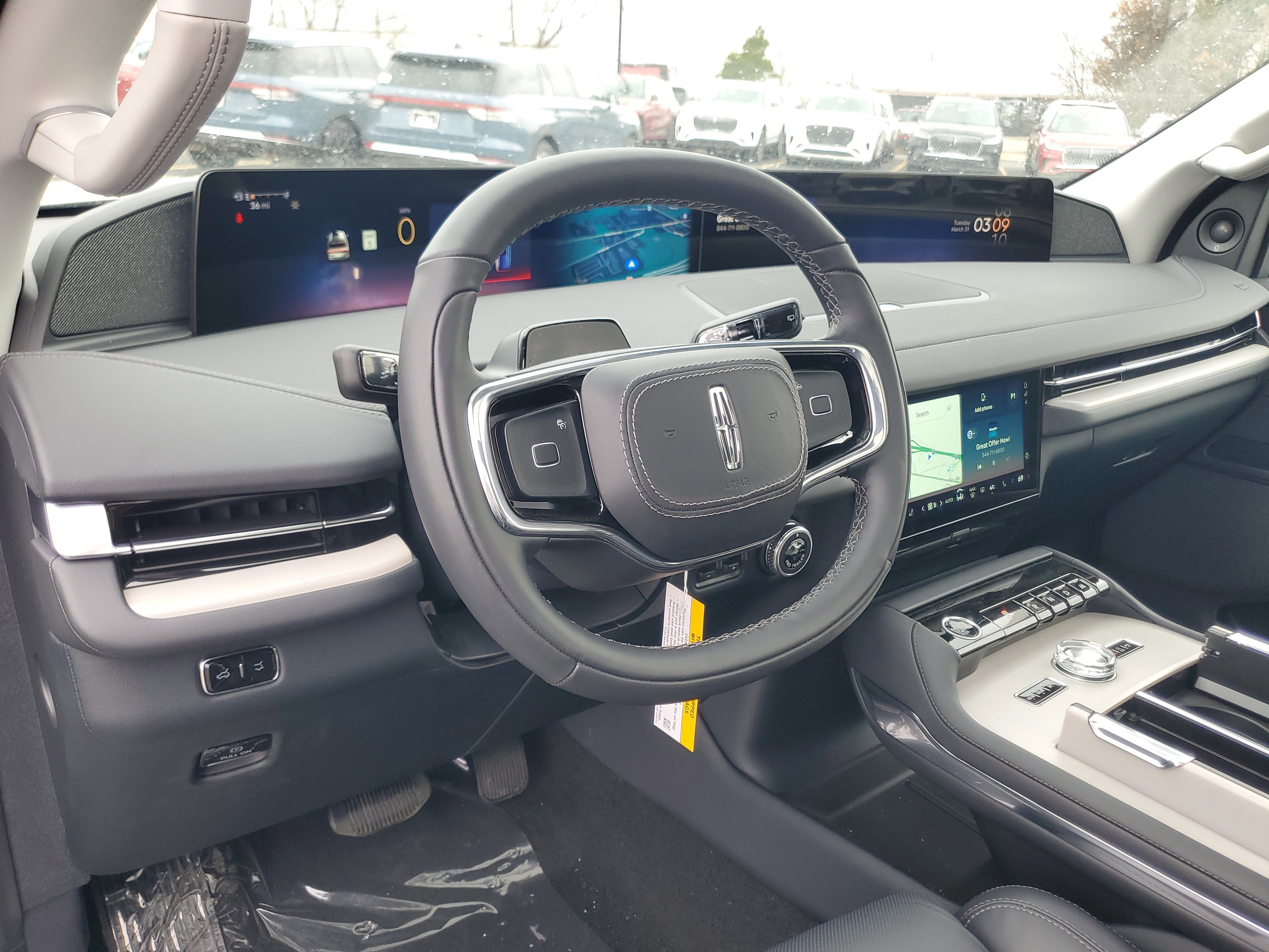 New 2026 Lincoln Navigator Reserve image 13