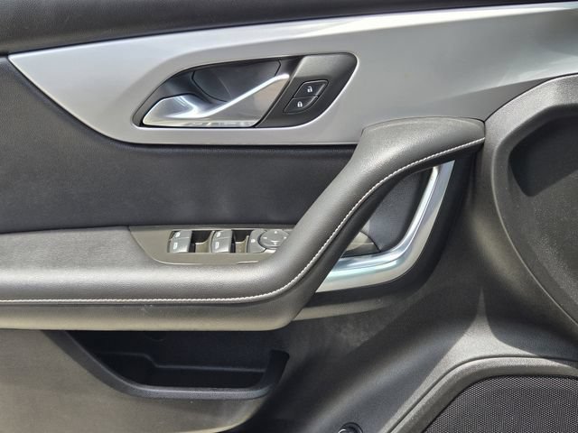 Used 2024 Chevrolet Blazer LT FWD image 23