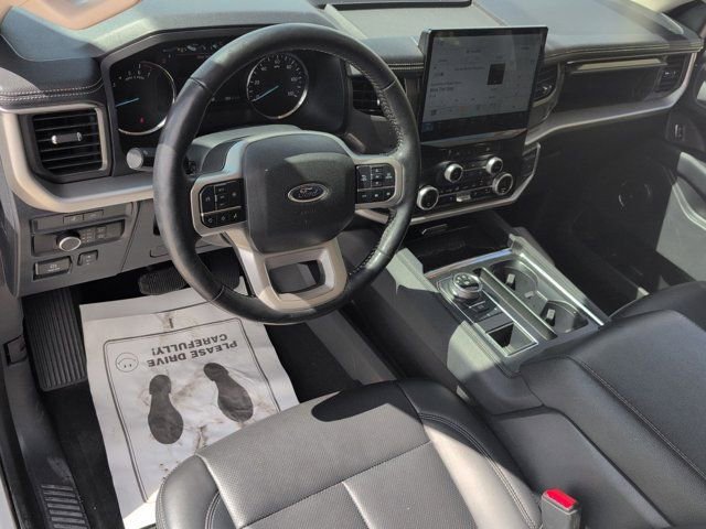 Used 2024 Ford Expedition Max XLT image 15