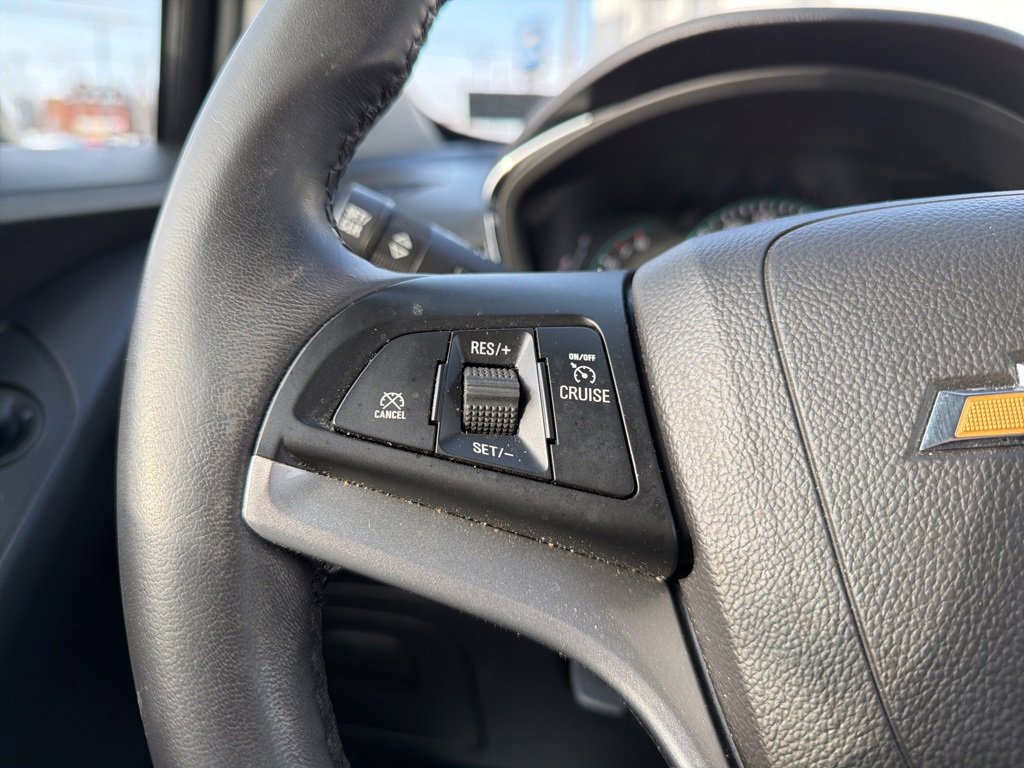 Used 2021 Chevrolet Trax LT w/ Driver Confidence Package image 30