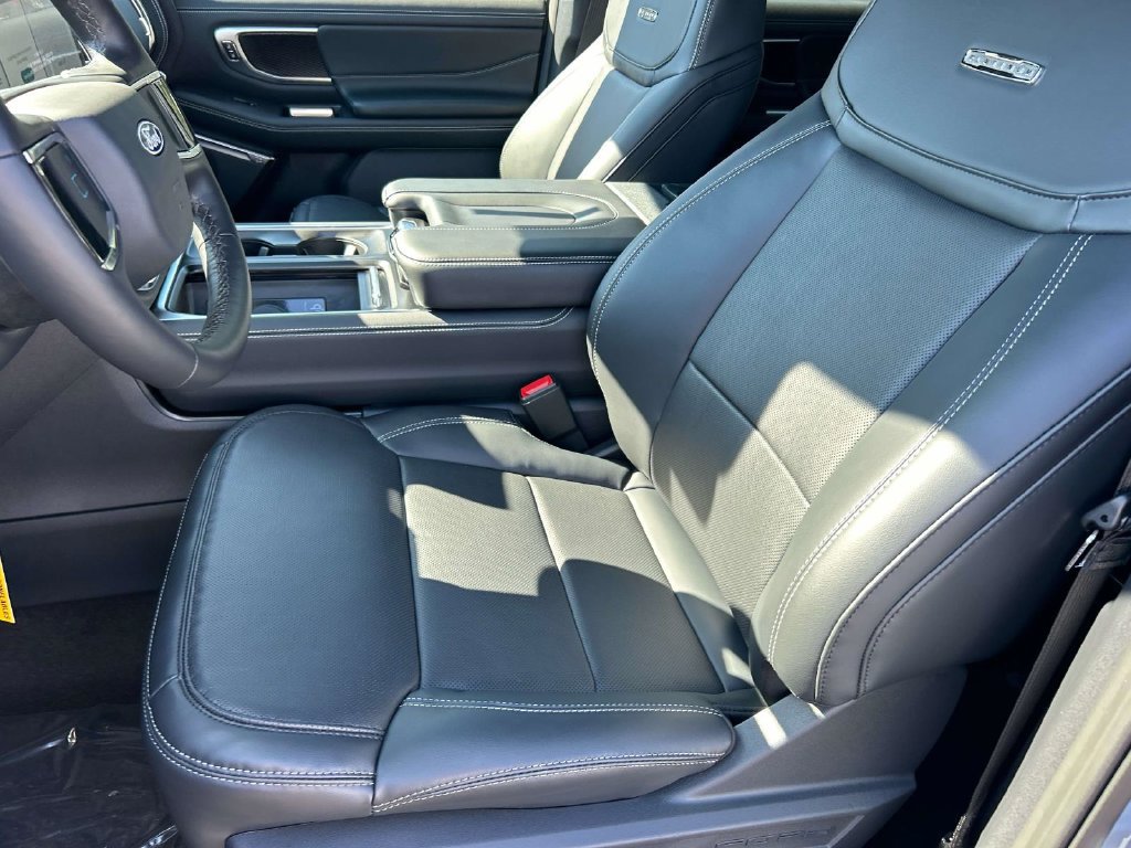 New 2027 Ford Expedition Max Platinum w/ Stealth Performance Package AWD/4WD image 28