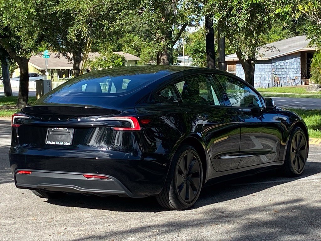 Used 2024 Tesla Model 3 Long Range RWD image 8