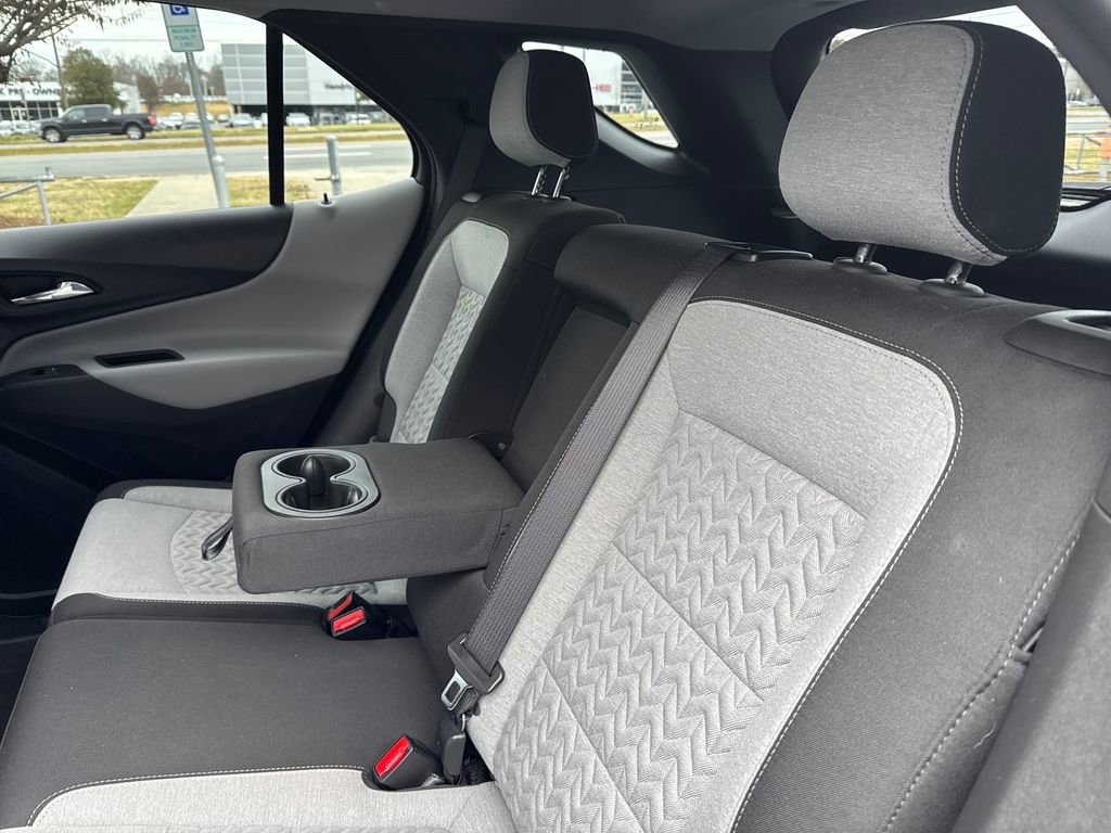 Used 2023 Chevrolet Equinox LS image 14