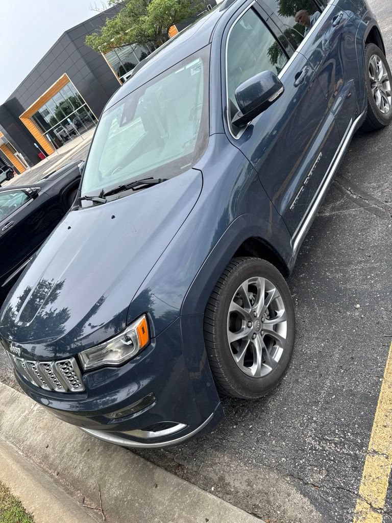 Used 2019 Jeep Grand Cherokee Summit AWD/4WD image 5