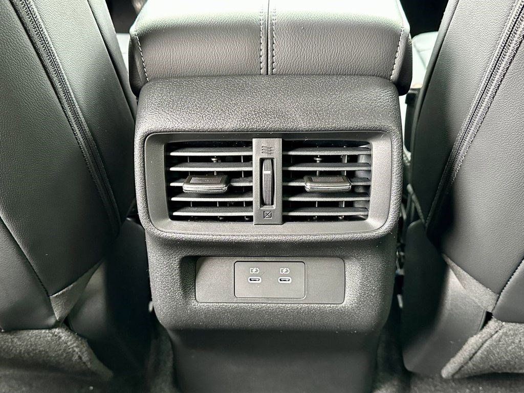Certified 2025 Nissan Murano SL AWD/4WD image 36
