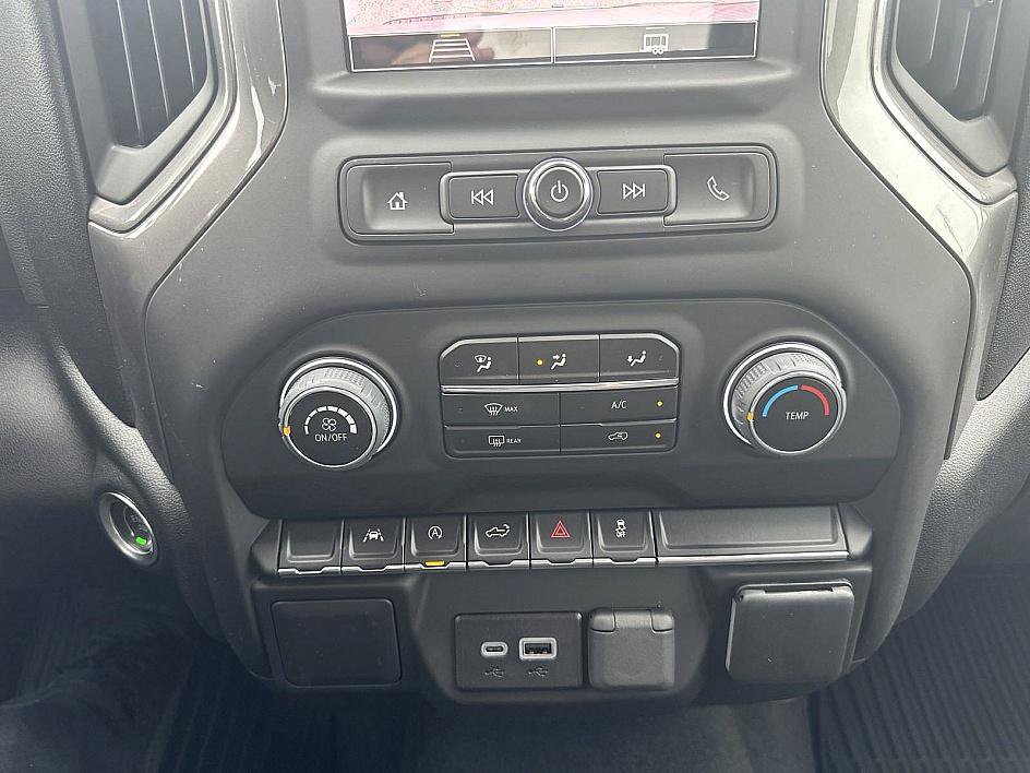 New 2024 Chevrolet Silverado 1500 Custom AWD/4WD image 15