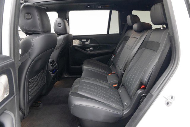 Used 2023 Mercedes-Benz GLS 63 AMG 4MATIC image 38