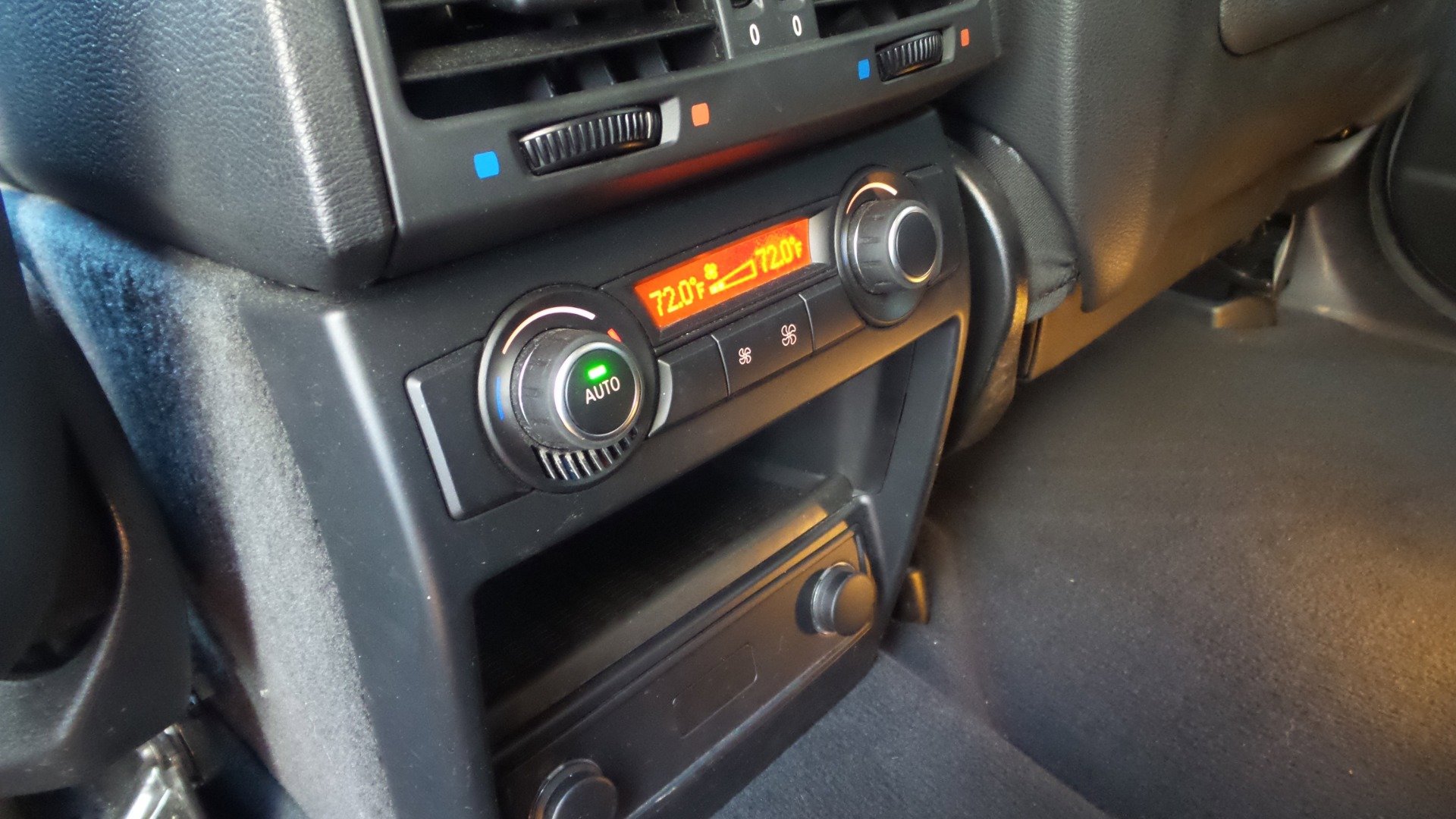 Used 2012 BMW X5 xDrive35d image 33