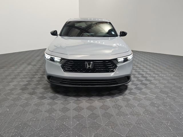 Certified 2025 Honda Accord Sport image 9