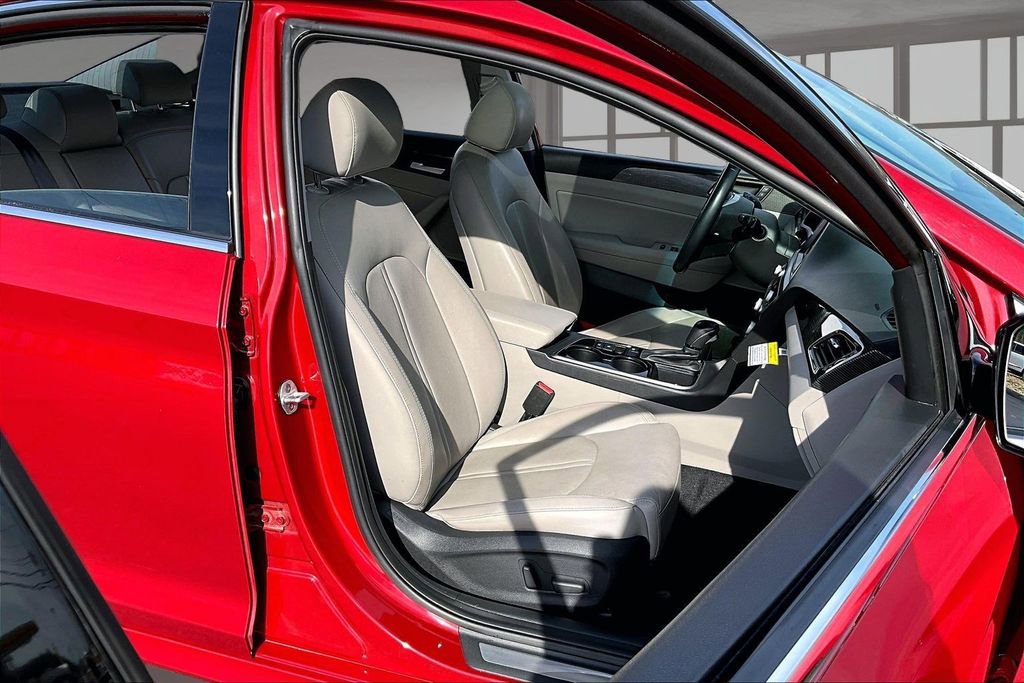 Used 2018 Hyundai Sonata Limited FWD image 7