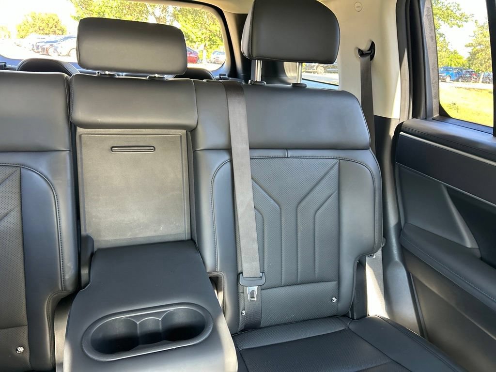 Used 2026 Hyundai Santa Fe SEL FWD image 14