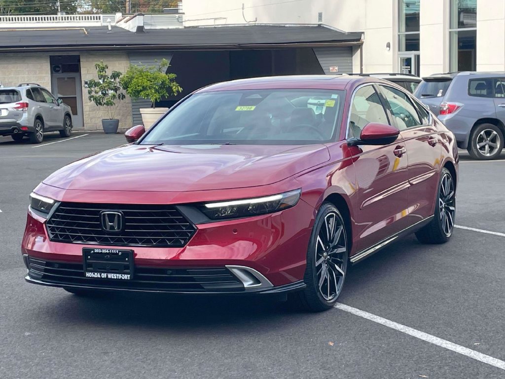 Certified 2023 Honda Accord Touring image 3