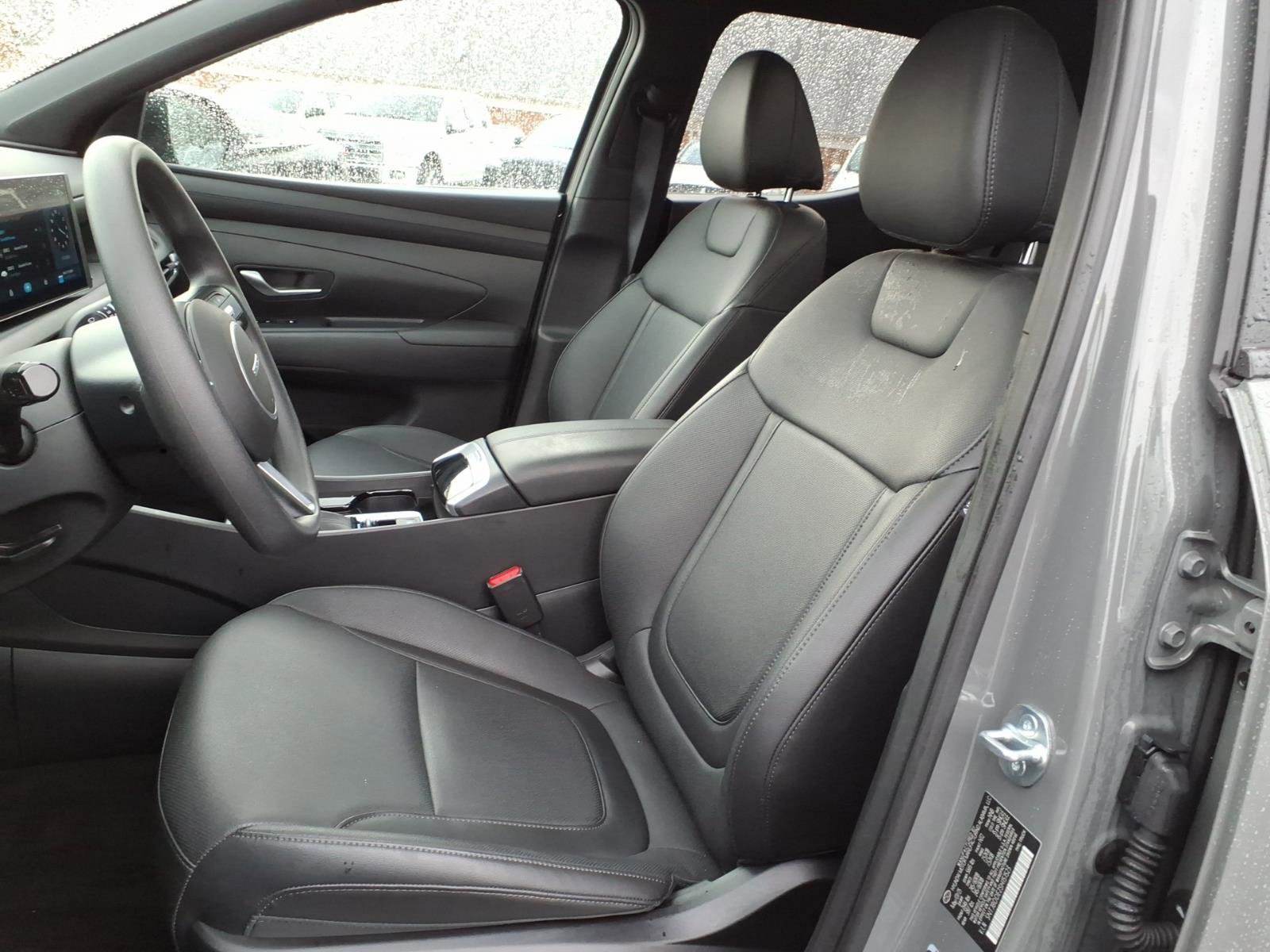 Used 2025 Hyundai Santa Cruz SEL AWD/4WD image 12