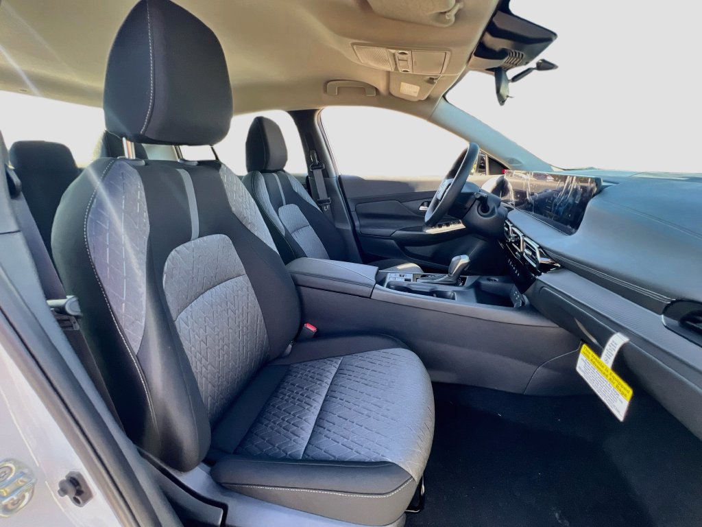 New 2027 Nissan Sentra SV FWD image 25