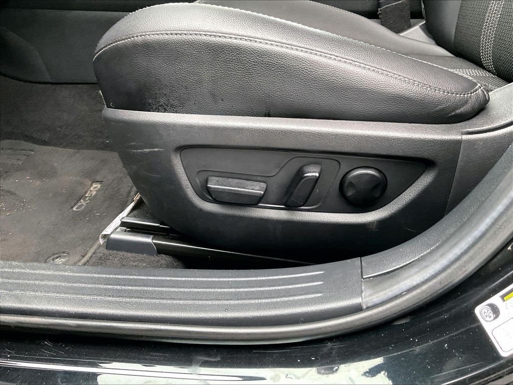 Used 2025 MAZDA CX-50 AWD 2.5 S w/ Preferred Package image 27