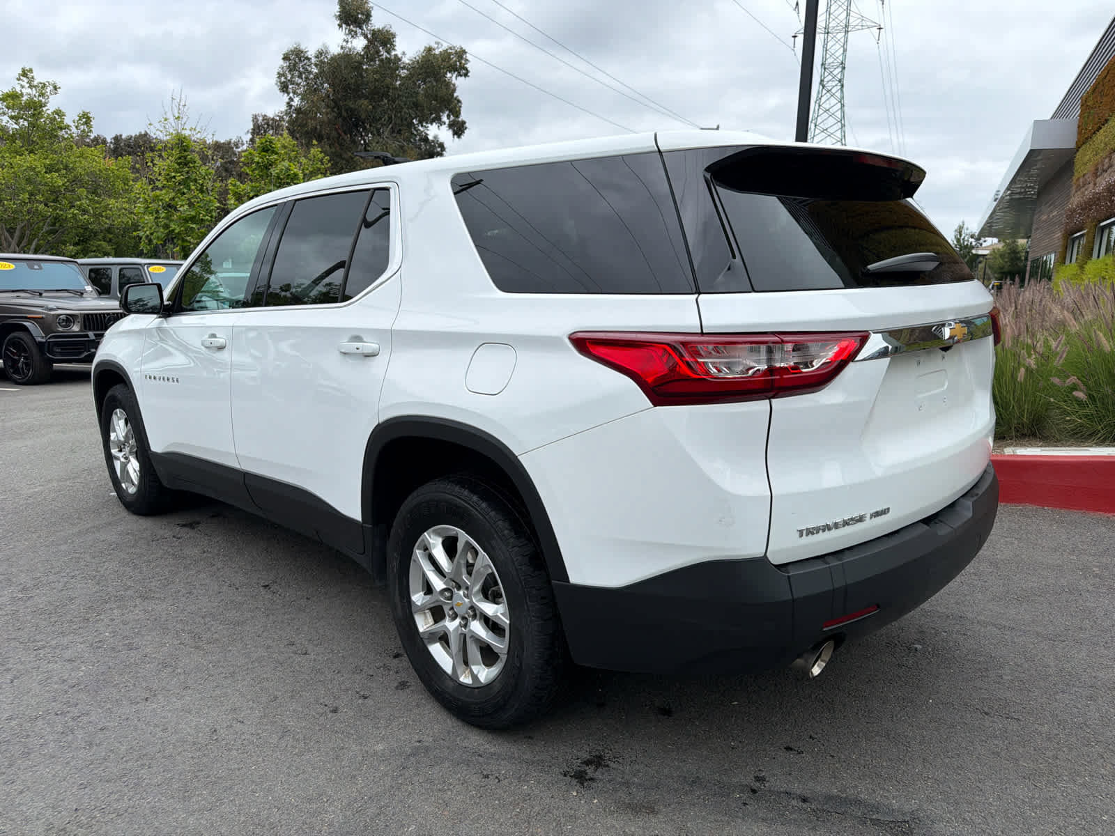 Used 2020 Chevrolet Traverse LS w/ LPO, Floor Liner Package AWD/4WD image 3
