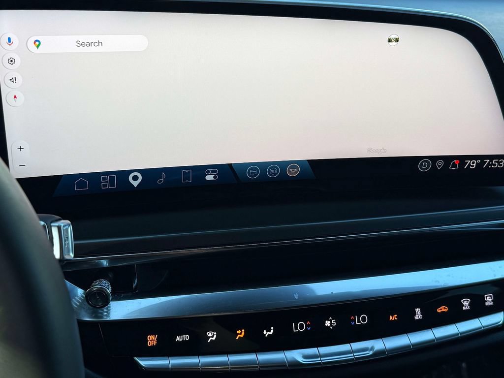 Used 2024 Cadillac Lyriq Tech w/ Driver Assist Package AWD/4WD image 6