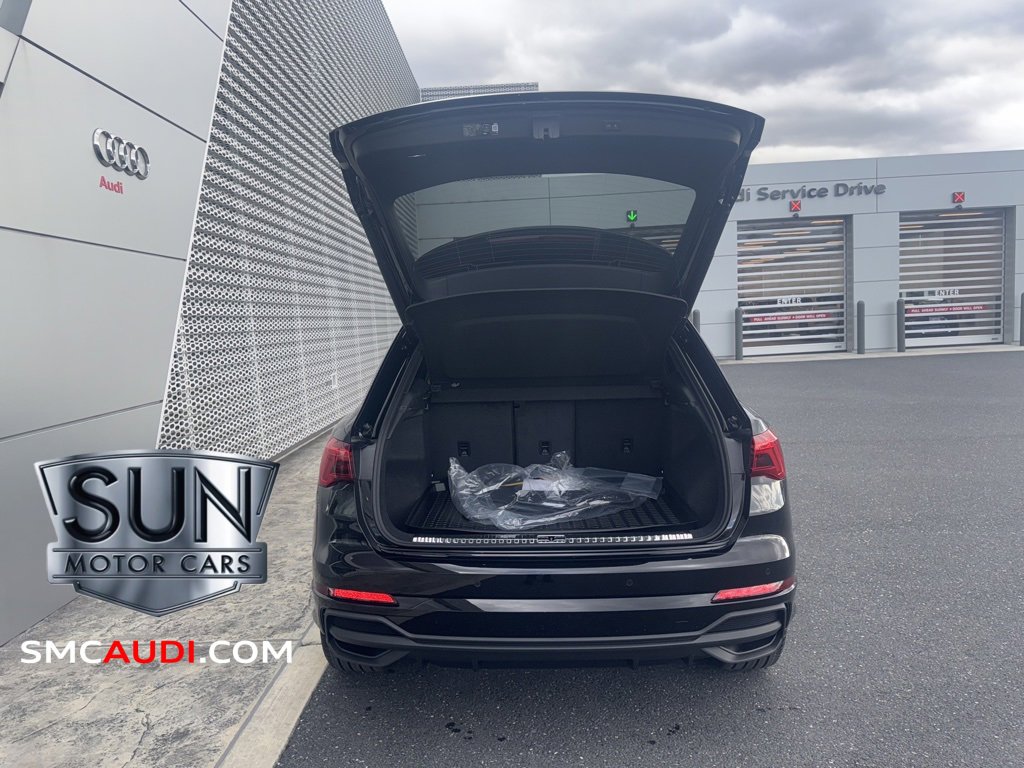 New 2025 Audi Q3 2.0T Premium image 18