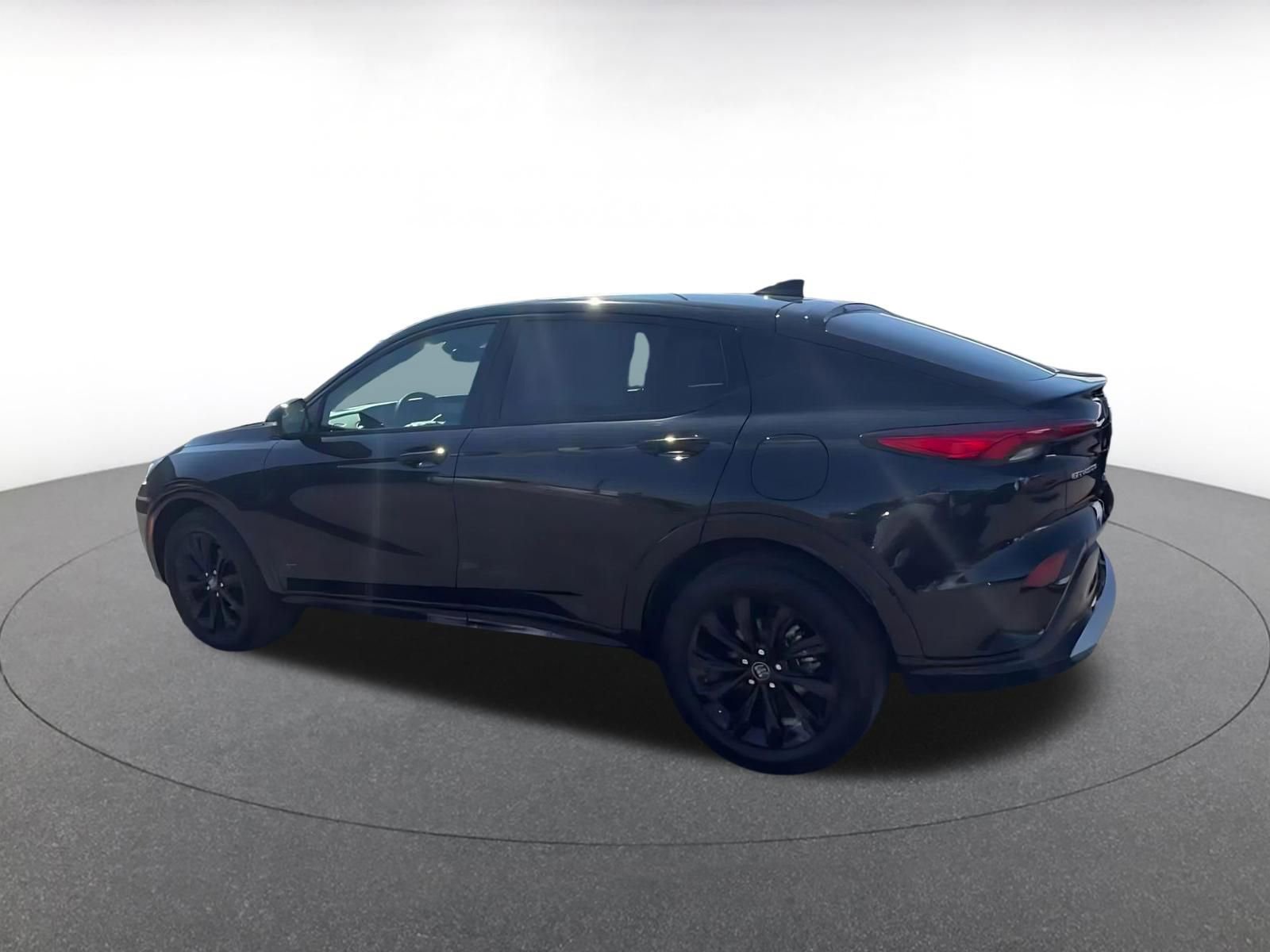 Used 2025 Buick Envista Sport Touring image 10