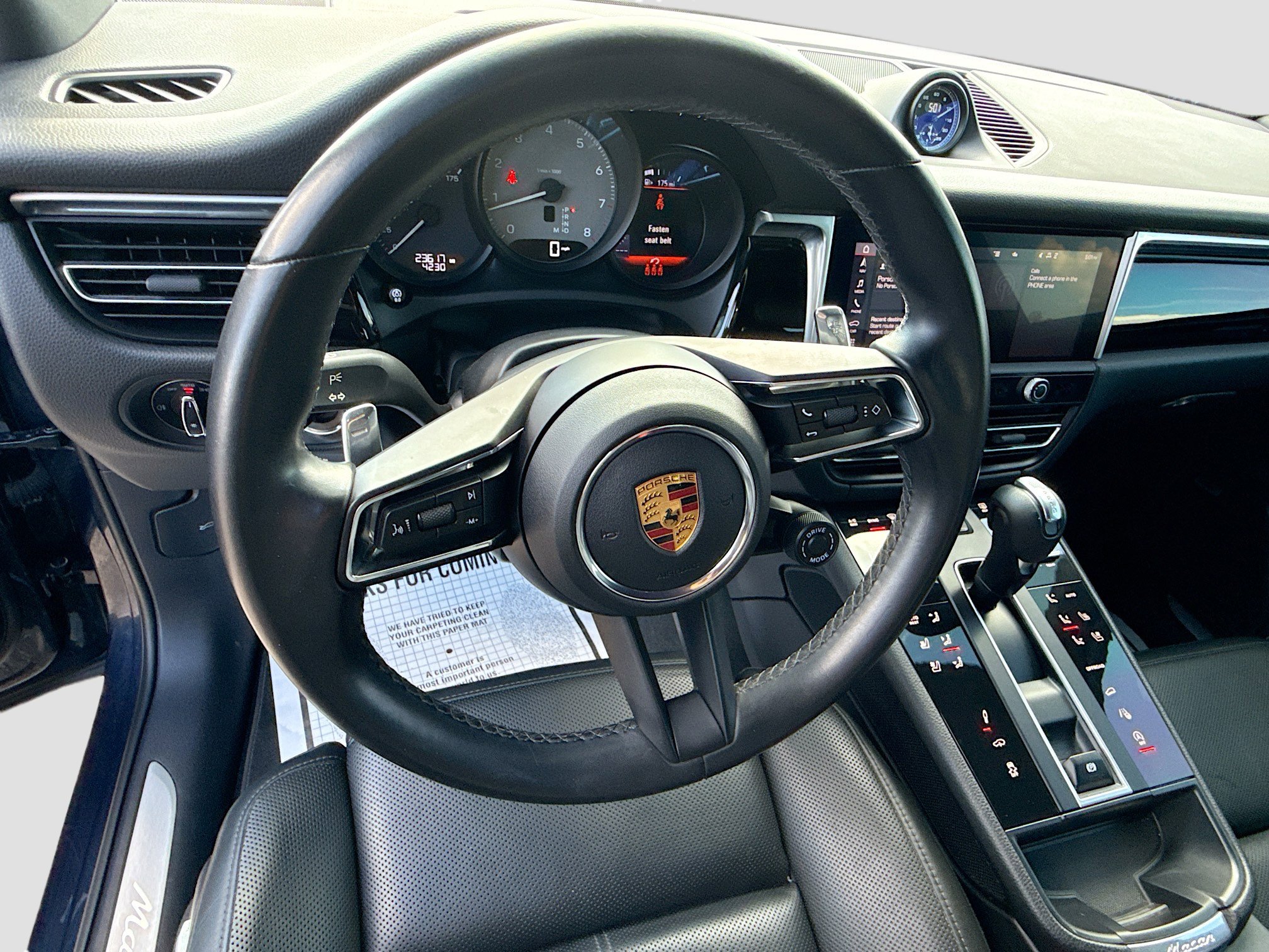 Used 2022 Porsche Macan S image 38