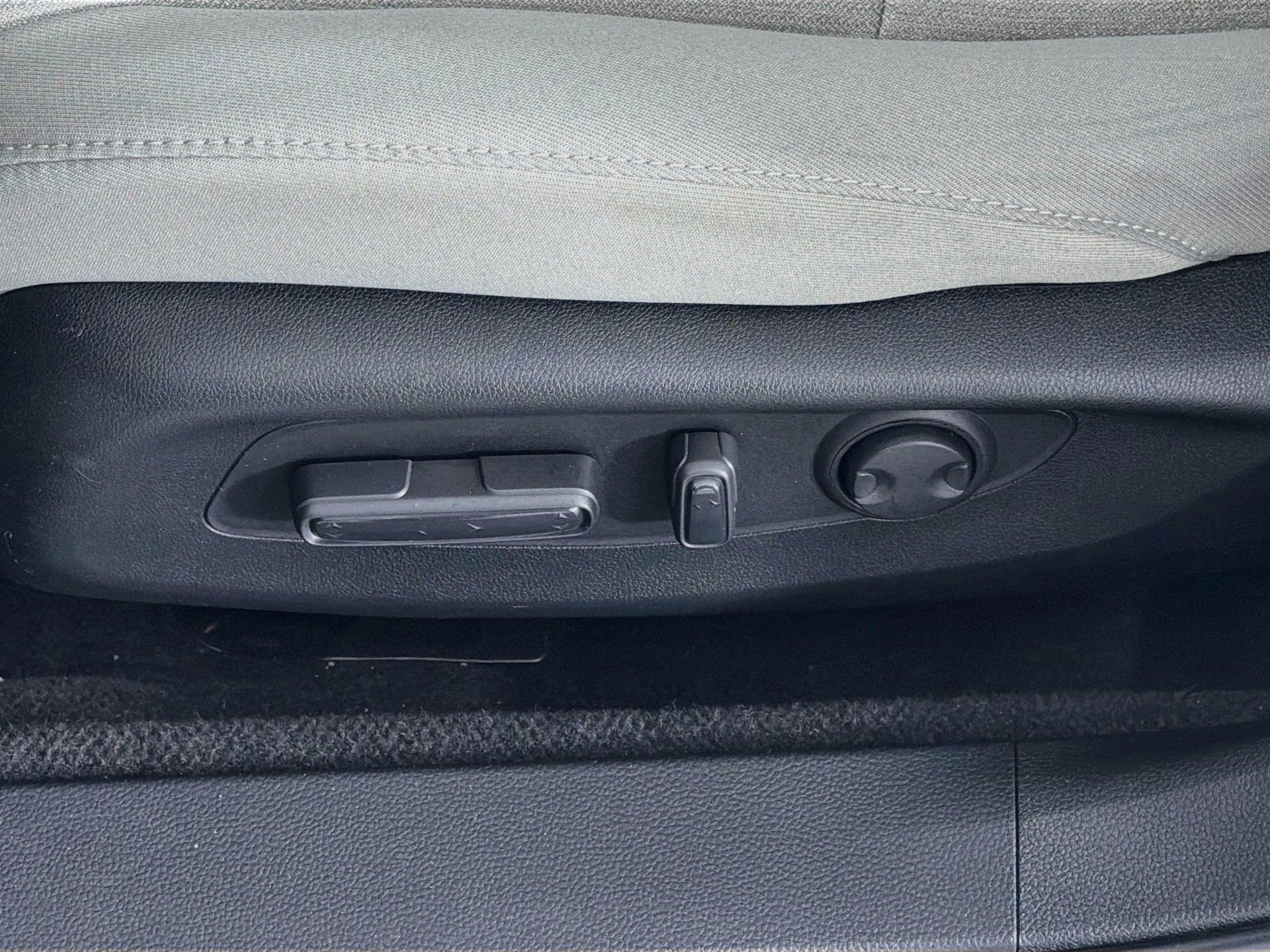 Used 2025 Honda Accord SE image 25