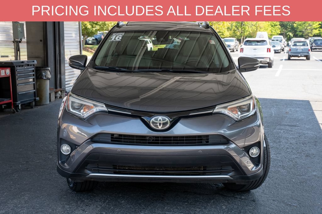 Used 2016 Toyota RAV4 Limited FWD image 2