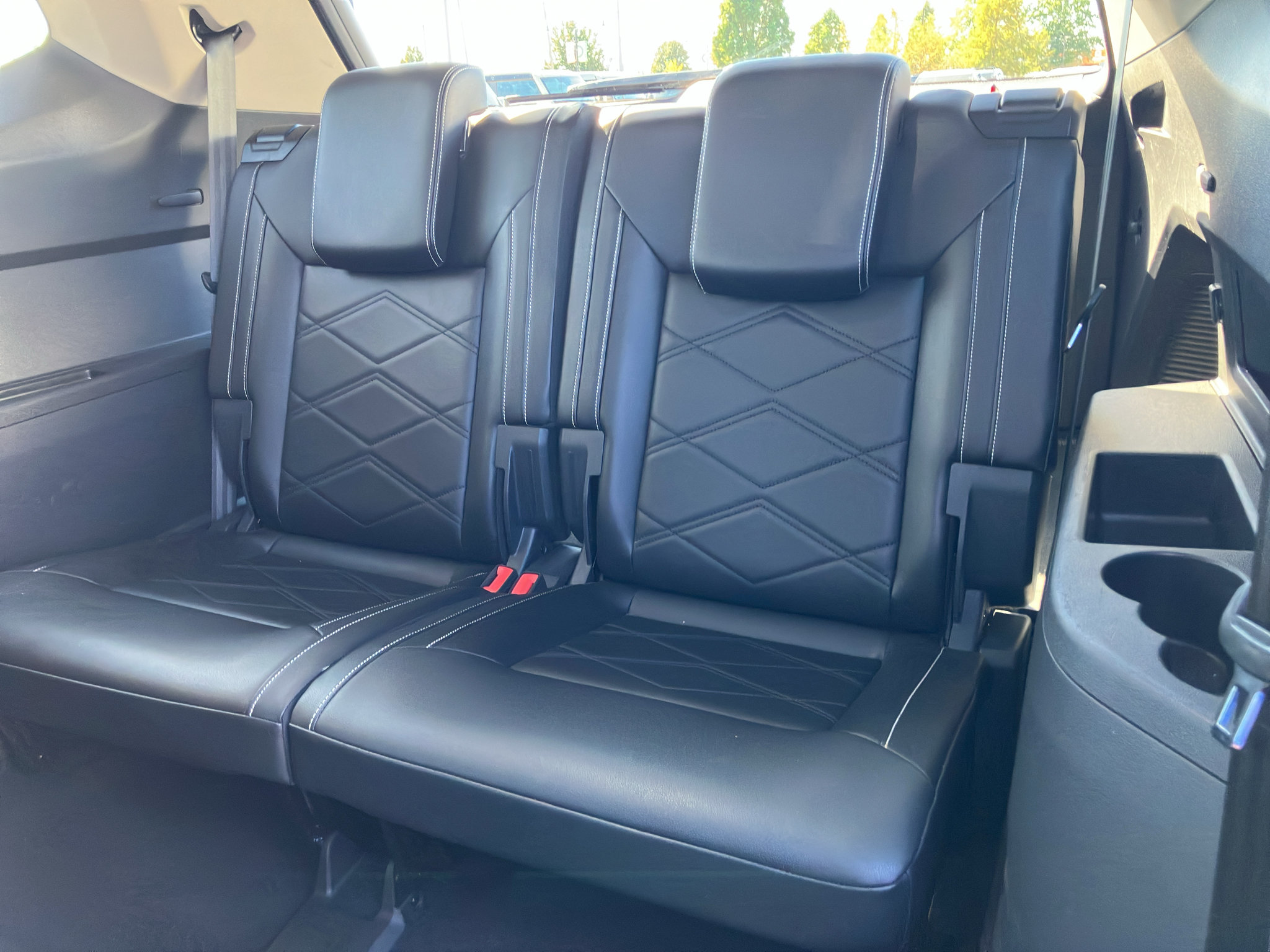 Used 2024 Volkswagen Atlas SE AWD/4WD image 28