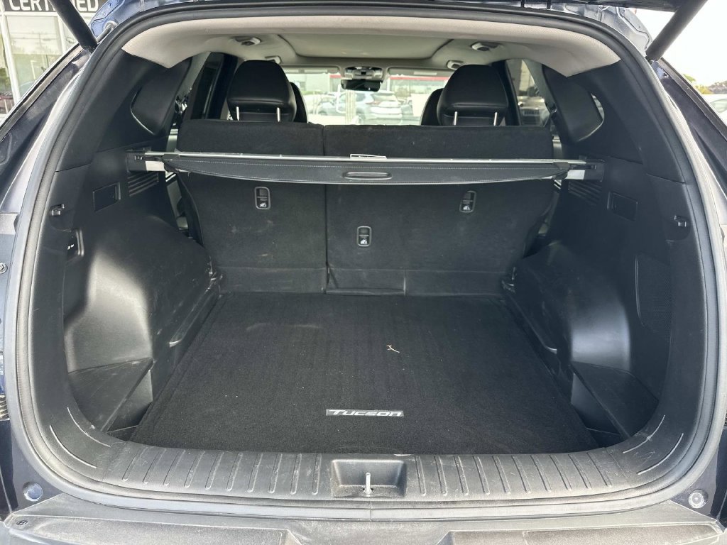 Used 2023 Hyundai Tucson Limited AWD/4WD image 10