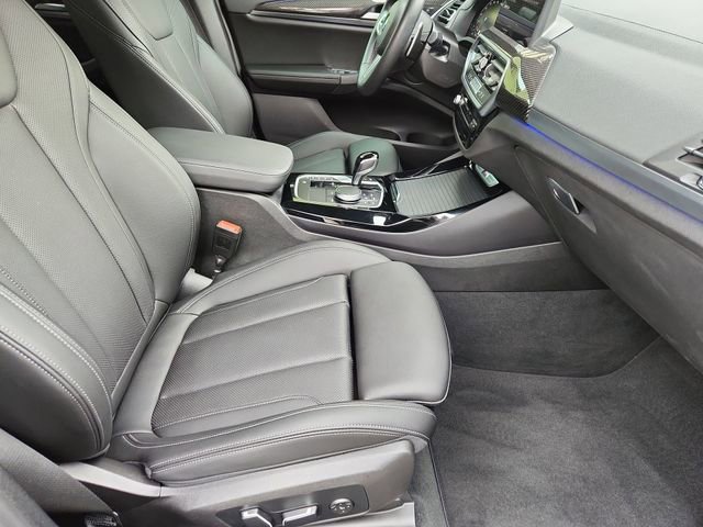 Used 2024 BMW X3 M40i w/ Parking Assistance Package AWD/4WD image 28