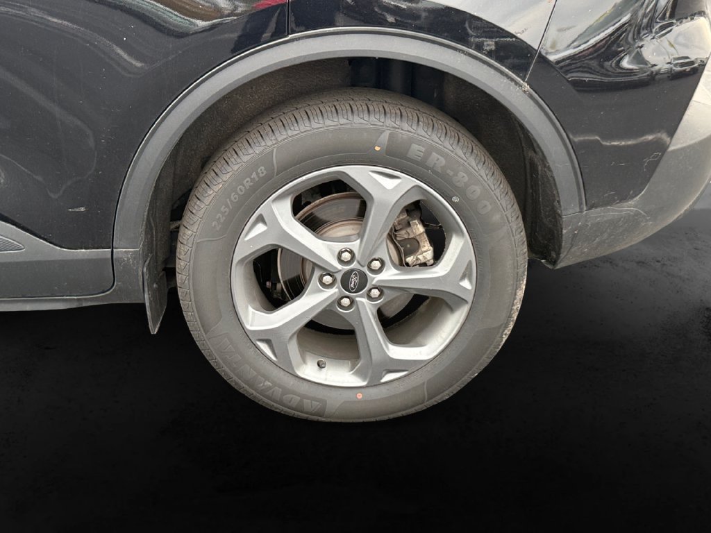Used 2025 Ford Escape ST-Line Select AWD/4WD image 12