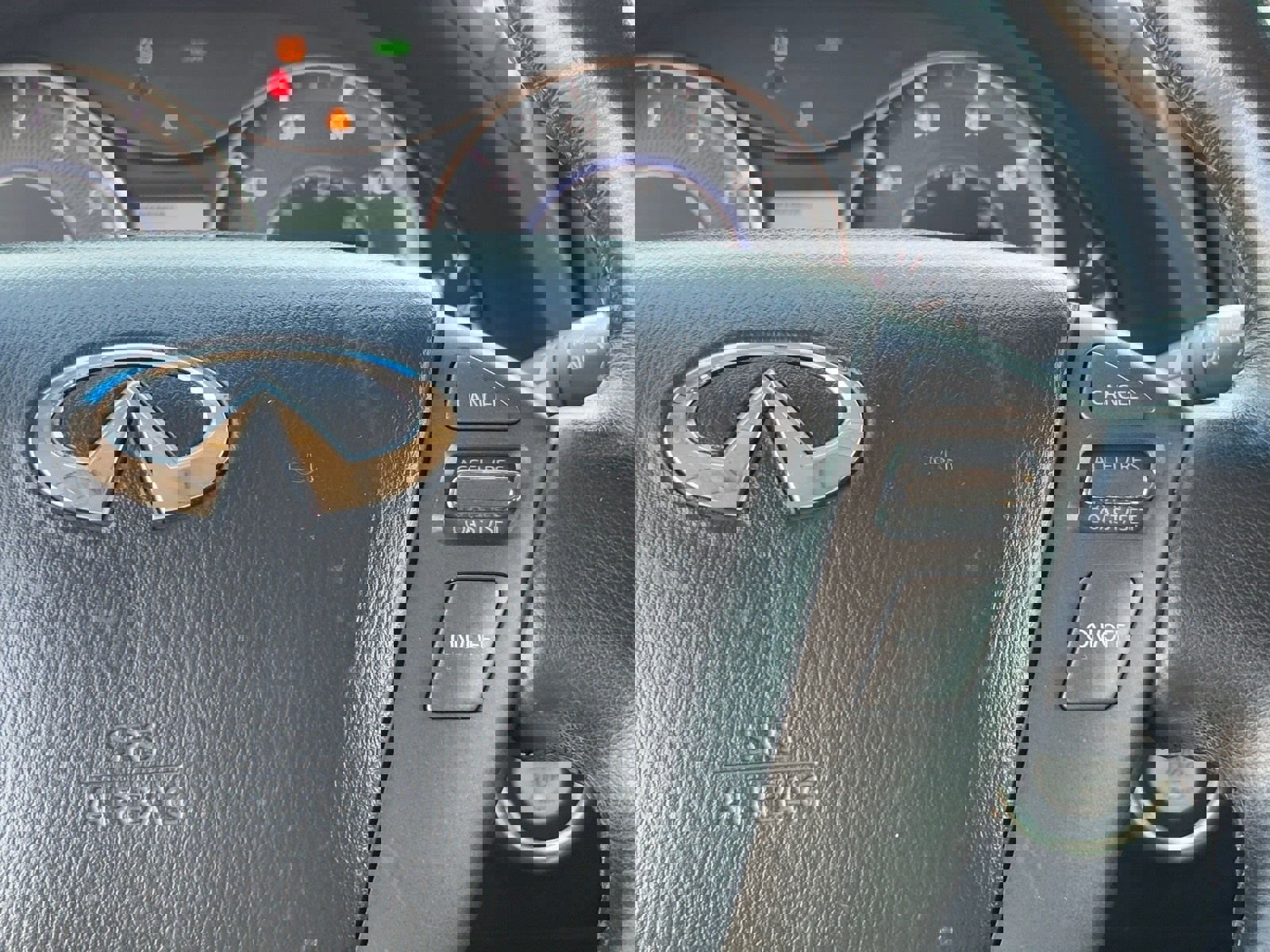 Used 2011 INFINITI QX56 Base w/ Theater Pkg image 20