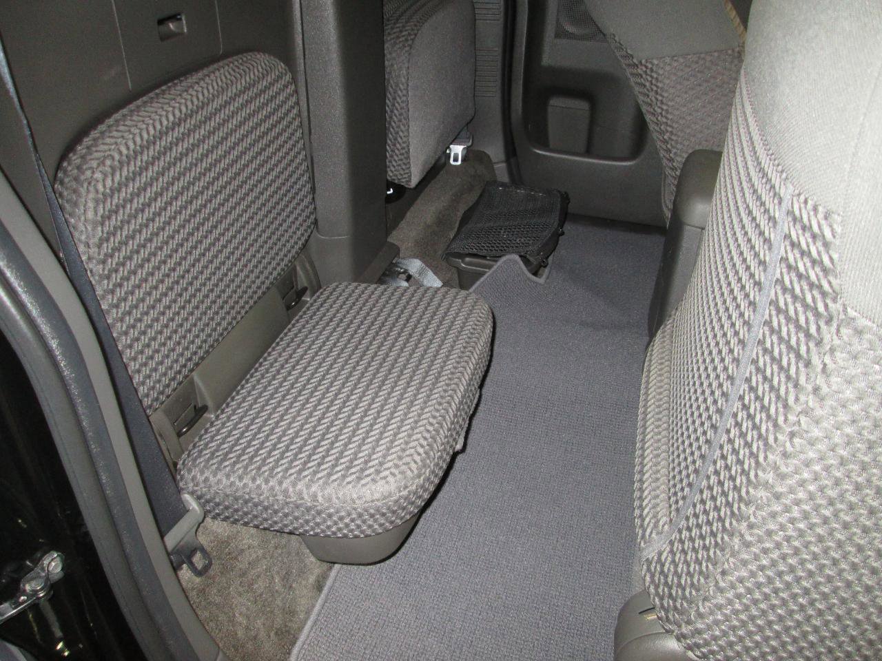 Used 2015 Nissan Frontier SV AWD/4WD image 27