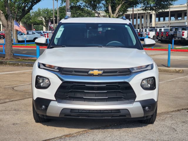 Used 2023 Chevrolet TrailBlazer LT FWD image 2