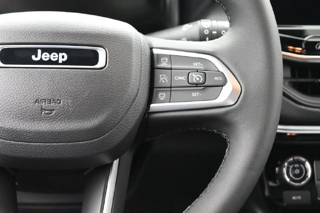New 2026 Jeep Compass Limited w/ Sun, Sound & Navigation Group AWD/4WD image 30