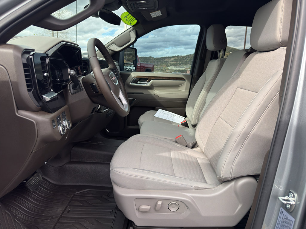 Used 2024 GMC Sierra 2500 SLE image 20
