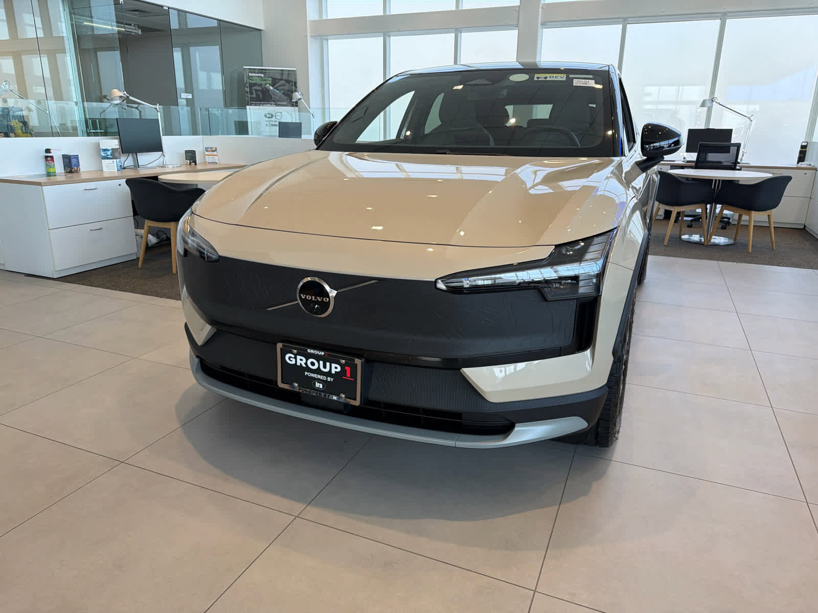 New 2026 Volvo EX30 Cross Country Ultra w/ Protection Package Premier video 2