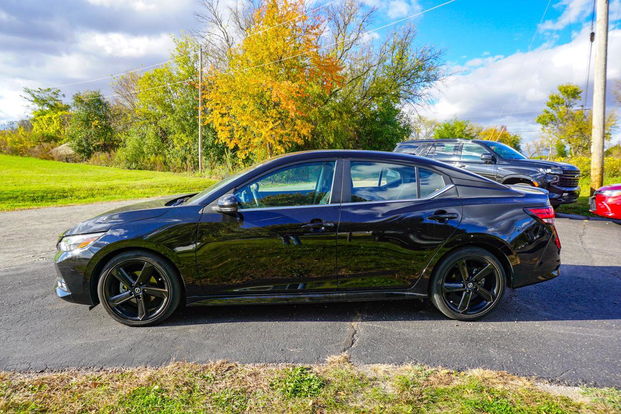 Used 2023 Nissan Sentra SR w/ Midnight Edition Package image 8
