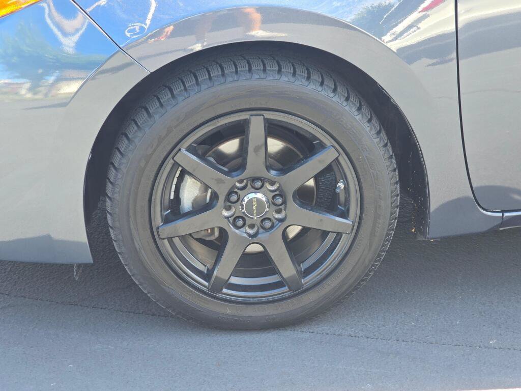 Used 2019 Toyota Corolla LE FWD image 17