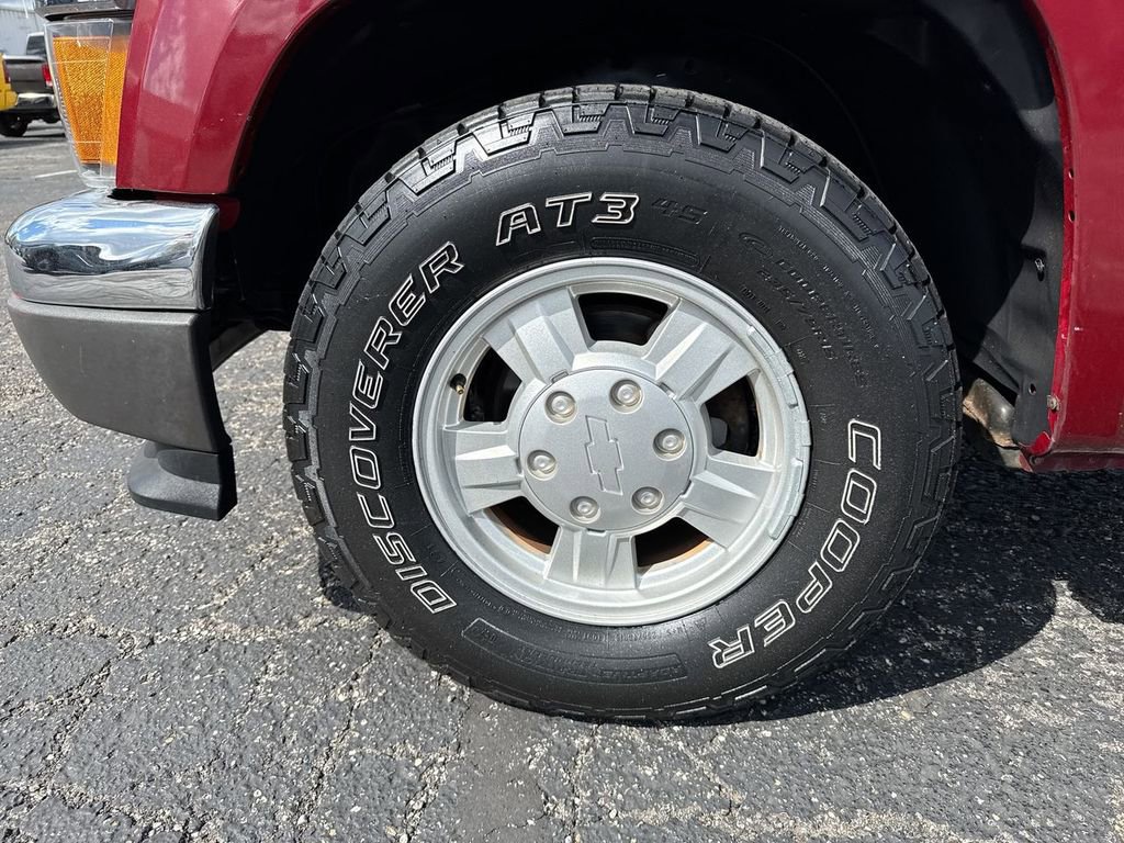 Used 2004 Chevrolet Colorado 2WD Extended Cab w/ Comfort Convenience Package image 10