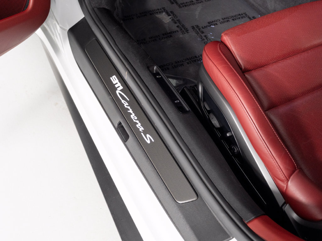 Certified 2020 Porsche 911 Carrera S RWD image 23