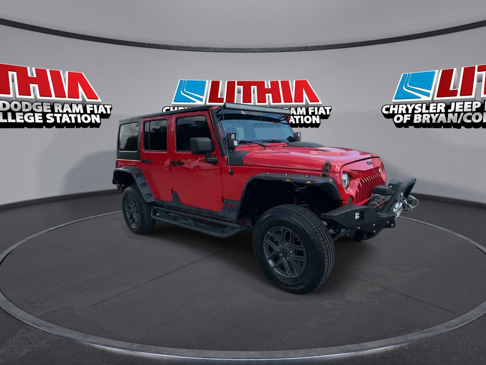 Used 2017 Jeep Wrangler Unlimited Sahara AWD/4WD image 2