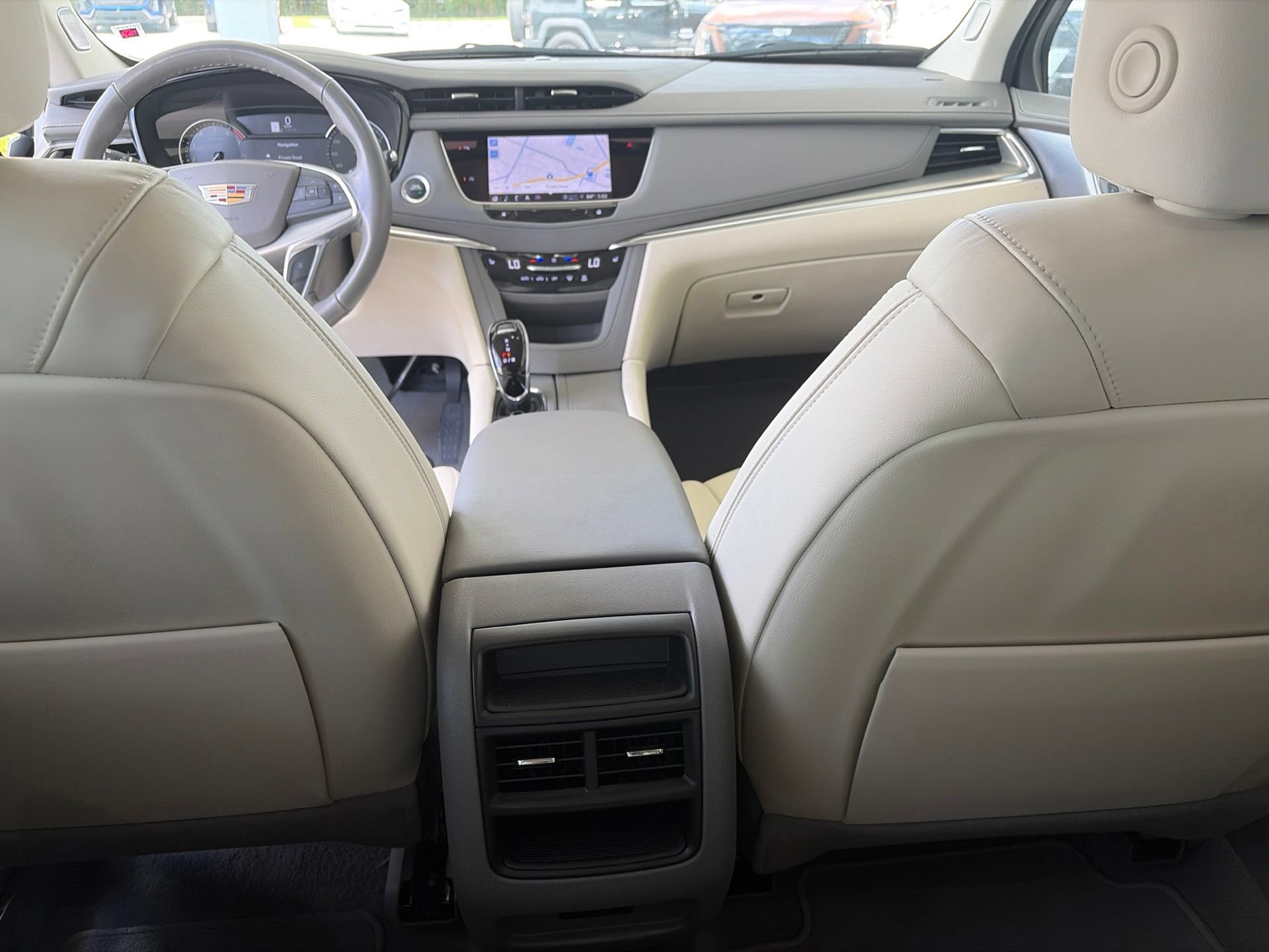 Used 2023 Cadillac XT5 Premium Luxury FWD image 12