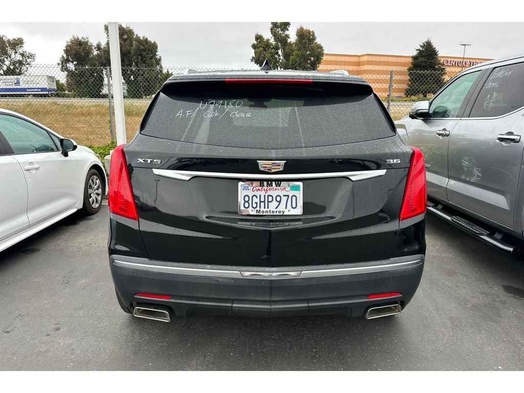 Used 2017 Cadillac XT5 Premium Luxury FWD image 6